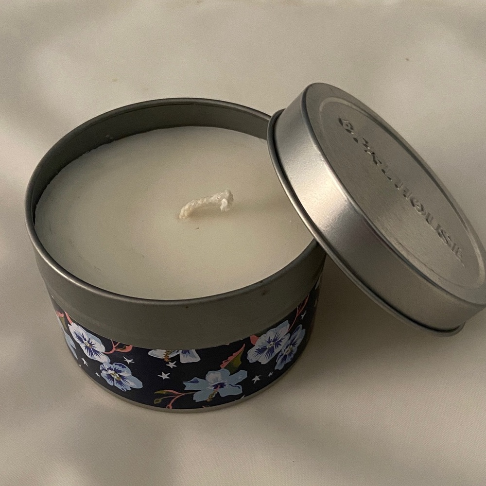 Floral Scented Candle in Silver Tin